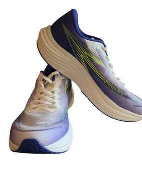 NWOT WHITIN Women’s Ultralight Carbon-Plated Race Running Shoes Women’s 10 (43)